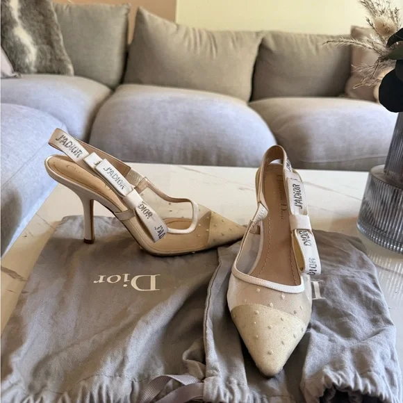 Dior Cream Heels Elegant Design - Picture 2 of 6
